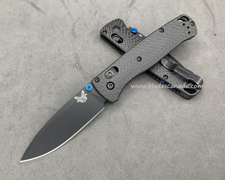 Benchmade Bugout Customized Folding Knife, M4 Black, Carbon Fiber, Blue Thumbstud, BM535CU204