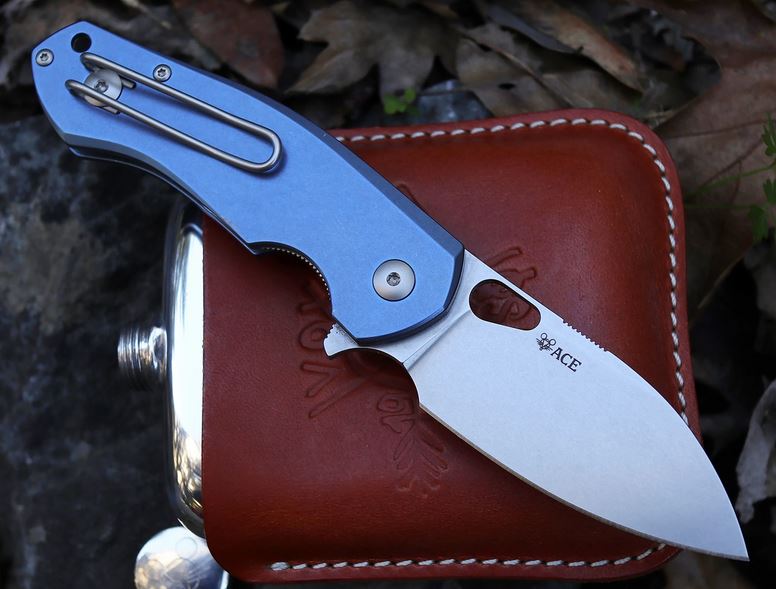 GiantMouse ACE Biblio Flipper Folding Knife, M390, Titanium Blue Ano, GMBIBTiBlue