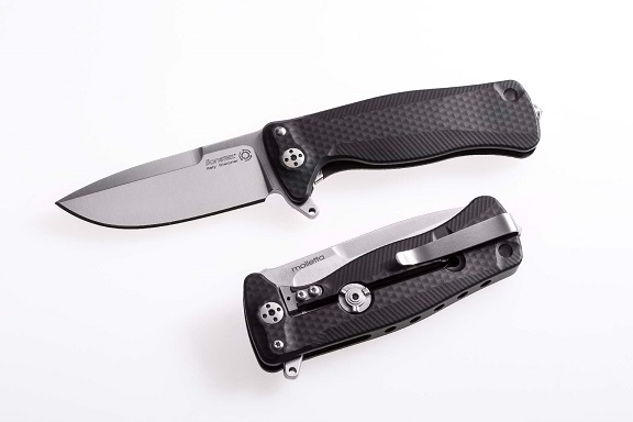 Lion Steel SR22A BS Flipper Framelock Knife, Sleipner Satin, Titanium/Aluminum Black